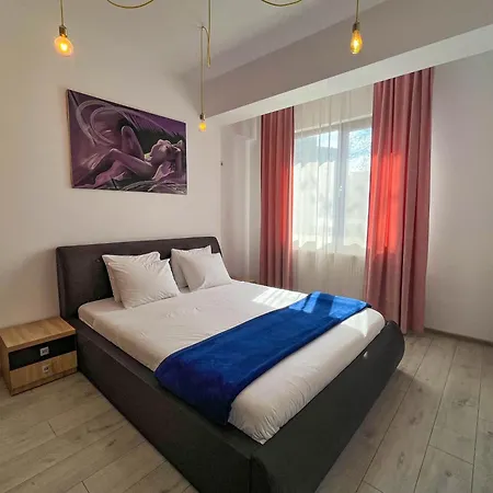 Artsy 1br With Balcony Near Mall Apartment Bucharest